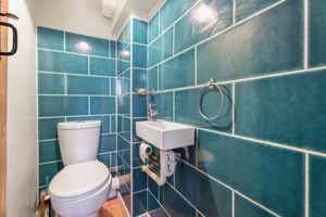 Photo 32- click for photo gallery